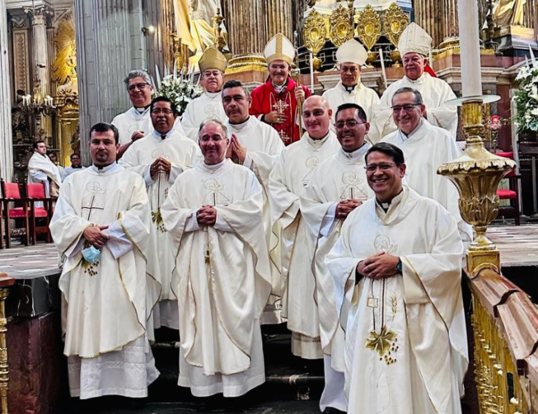 Fr. Dempsey (front right) concelebrating mass in the Cathedral of Puebla with Cardinal Tolentino, Archbishop of Puebla (back row center) and bishops from Bishop’s Conference of Mexico.