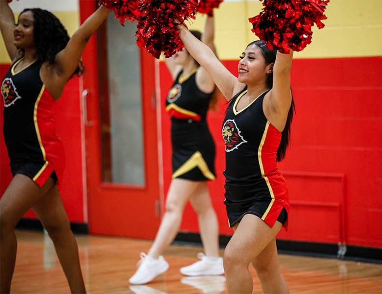 UST Spirit goes to NDA College Nationals