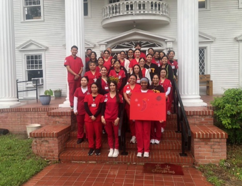 University of St. Thomas nursing students at Magnificat House