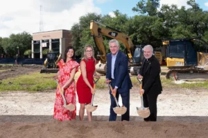 76_ustgroundbreaking_danielortizphoto_061226