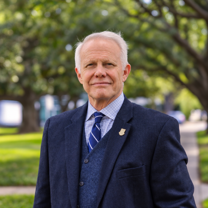 UST-faculty-2026-Randall-Smith_V2