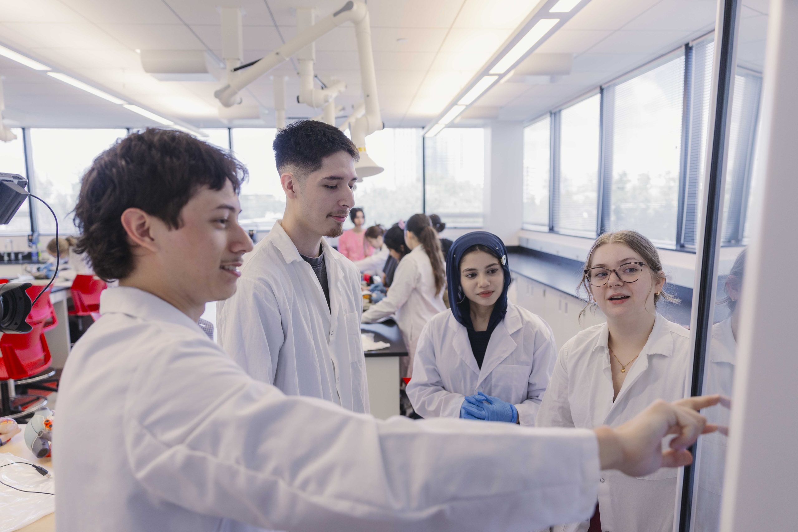 UST-students-biology-anatomy-sciences-2026-5844